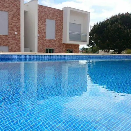 Silver Coast Apartment *